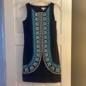 Vintage lily shift dress